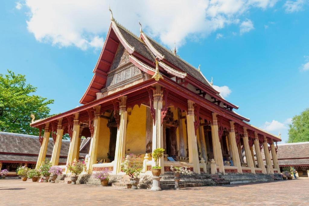 Le Luxe Boutique Hotel Vientiane Bagian luar foto