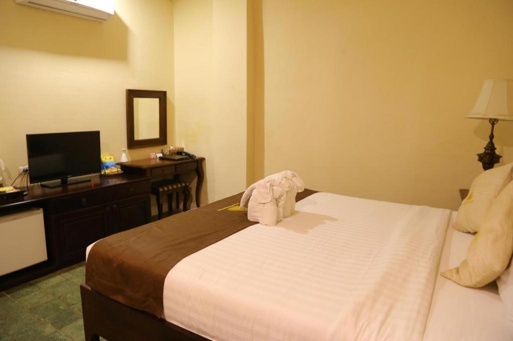 Le Luxe Boutique Hotel Vientiane Bagian luar foto